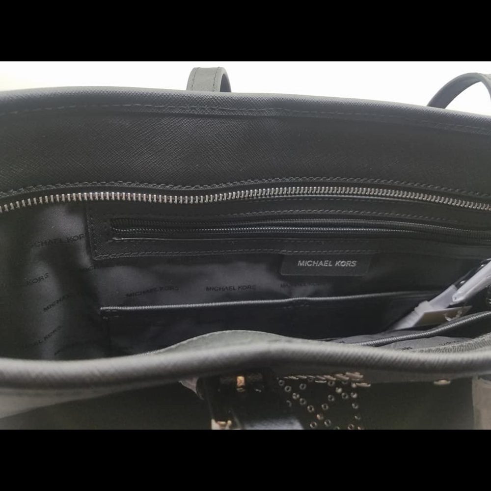 Michael Kors Jet Set Travel Bag Leather Tote - Picture 8 of 8